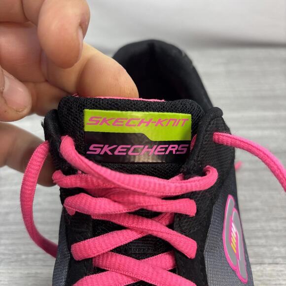 Skechers Women's Skech-Knit Sneakers - Size 7.5 - Picture 12 of 12